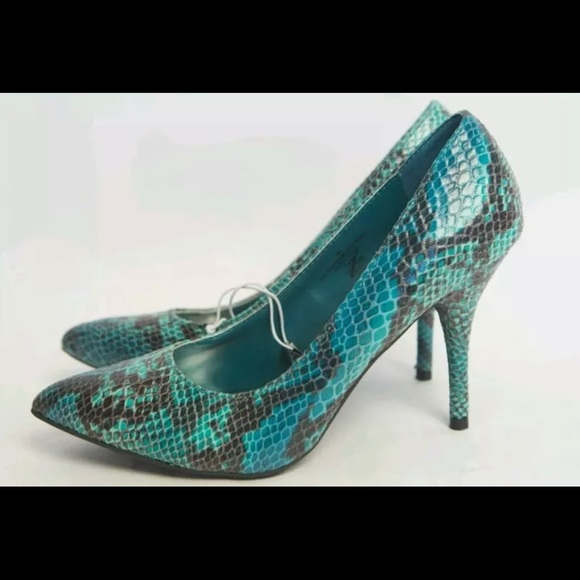 Mossimo 9.5 Vivian Shoes Pumps Snake Skin Print Teal Sold Out